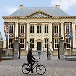 Hotel Indigo - Palace Noordeinde By Ihg 4*